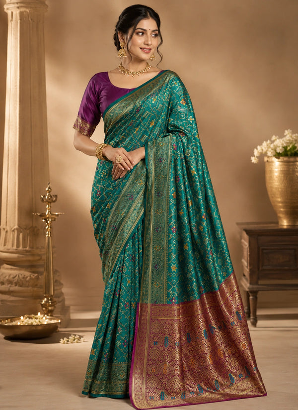 Elegant Teal Green Banarasi Saree with Maroon Gold Woven Pallu & Traditional Motifs